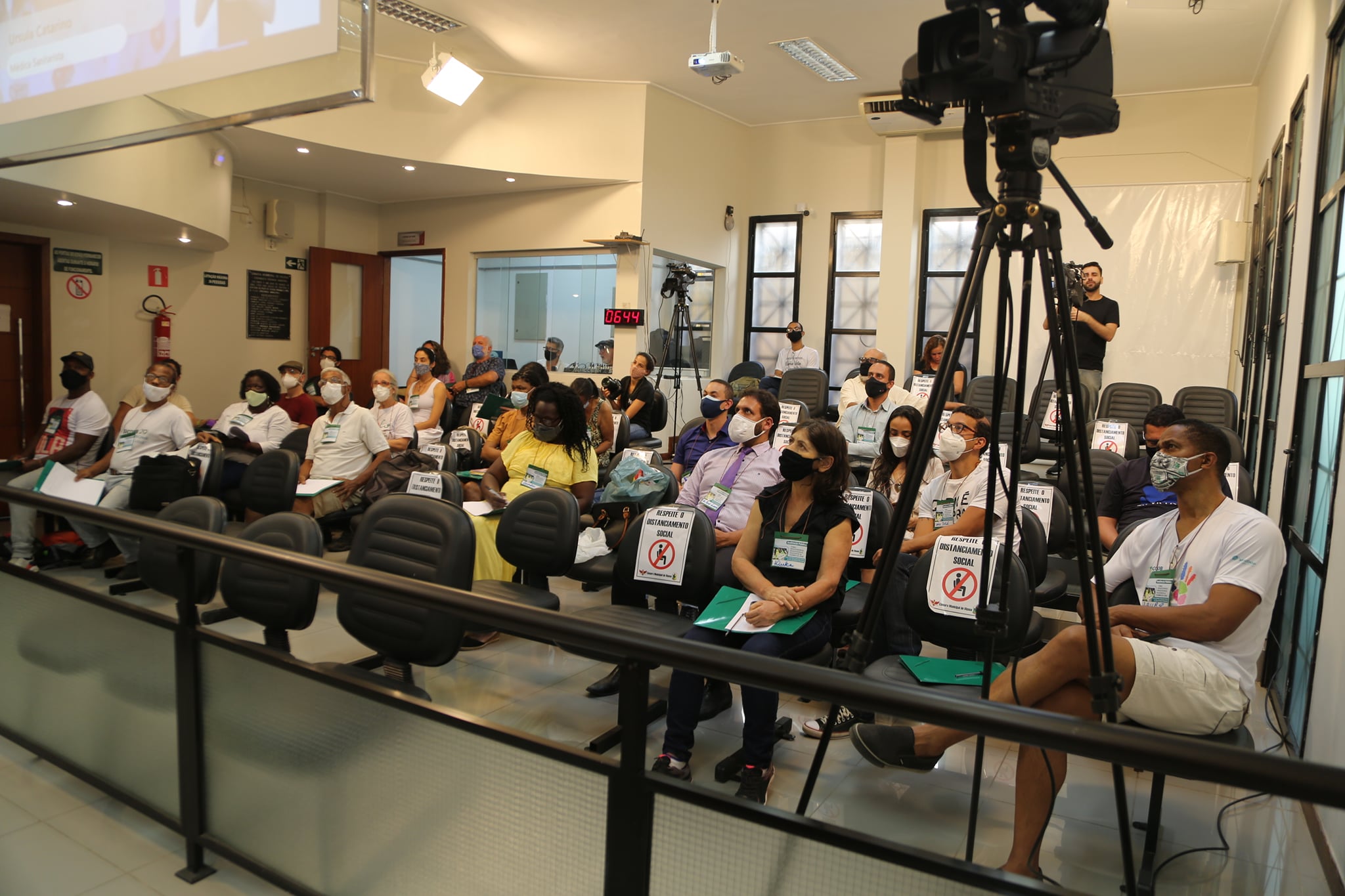 Audiência Pública (Farmácias Vivas) 13.09.2021 3.jpg