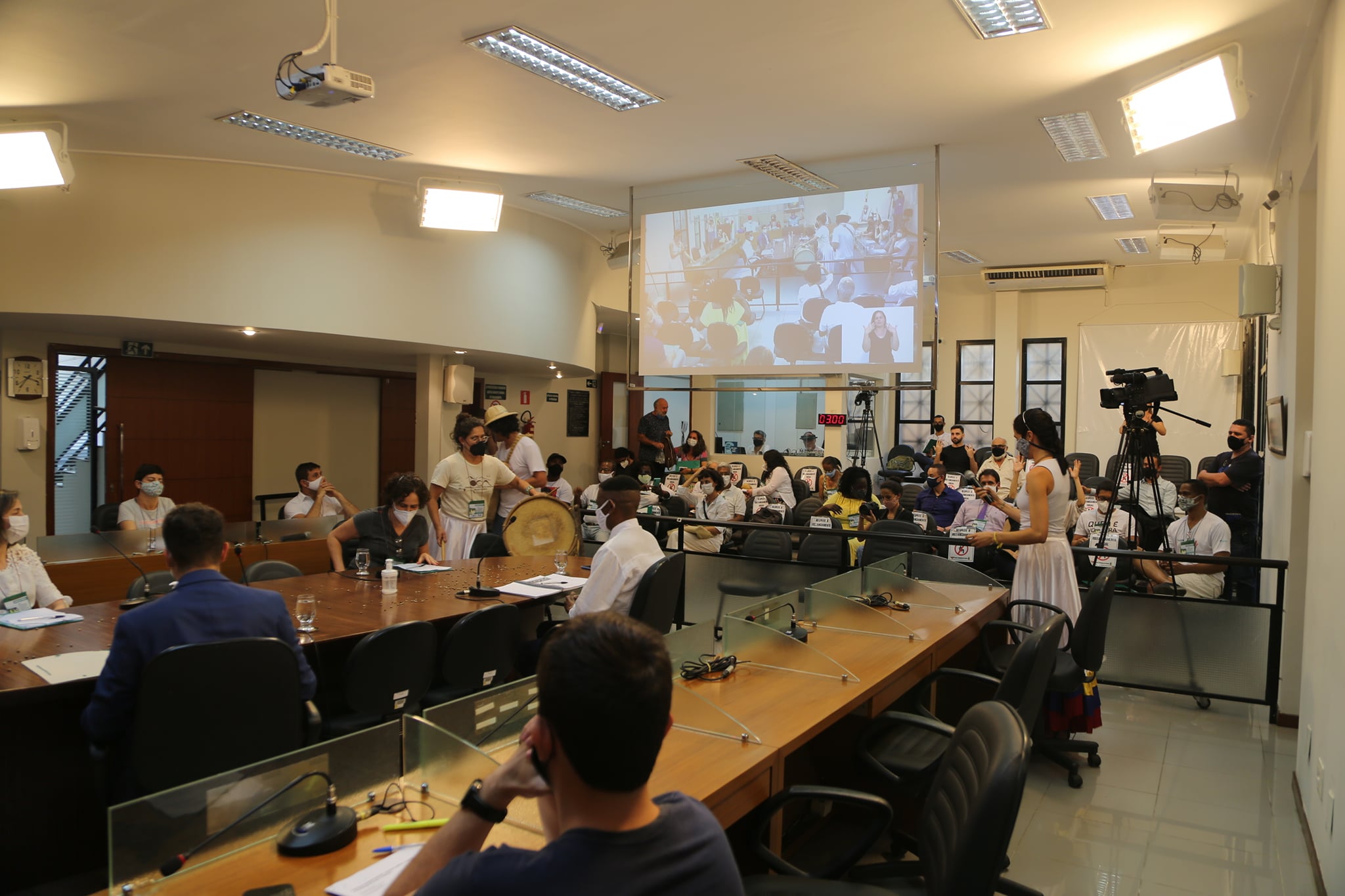 Audiência Pública (Farmácias Vivas) 13.09.2021 4.jpg