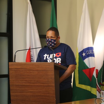 Agradecimento da homenagem pelo Diretor de Ação Solidária Adventista - ASA da Igreja Adventista do Sétimo Dia Central de Viçosa, Luiz Reginaldo de Castro