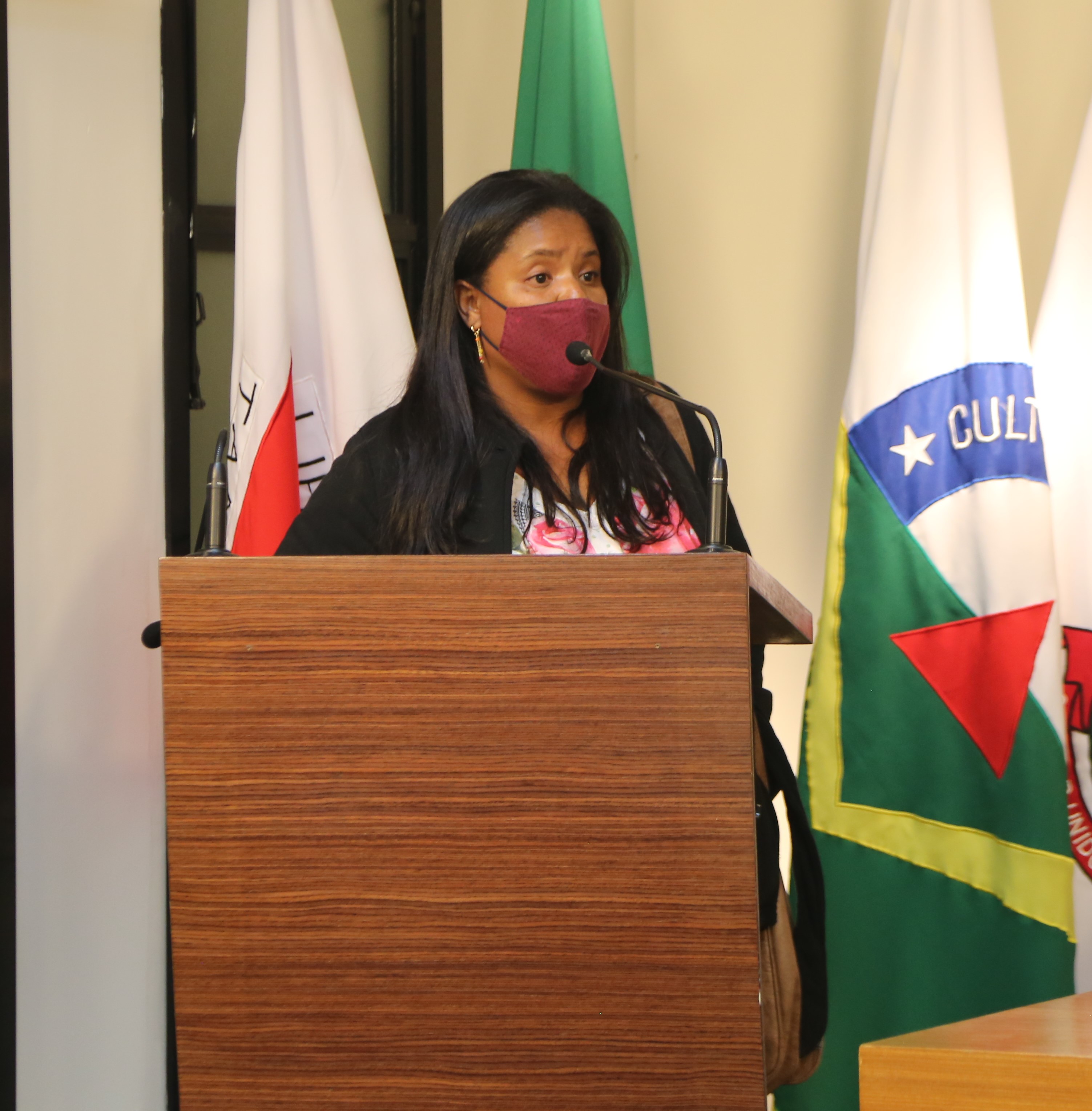 Tribuna Livre - Neuza Gonzaga