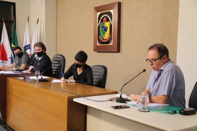 Júlio Cotta – Secretário Municipal de Saúde - convidado da reunião