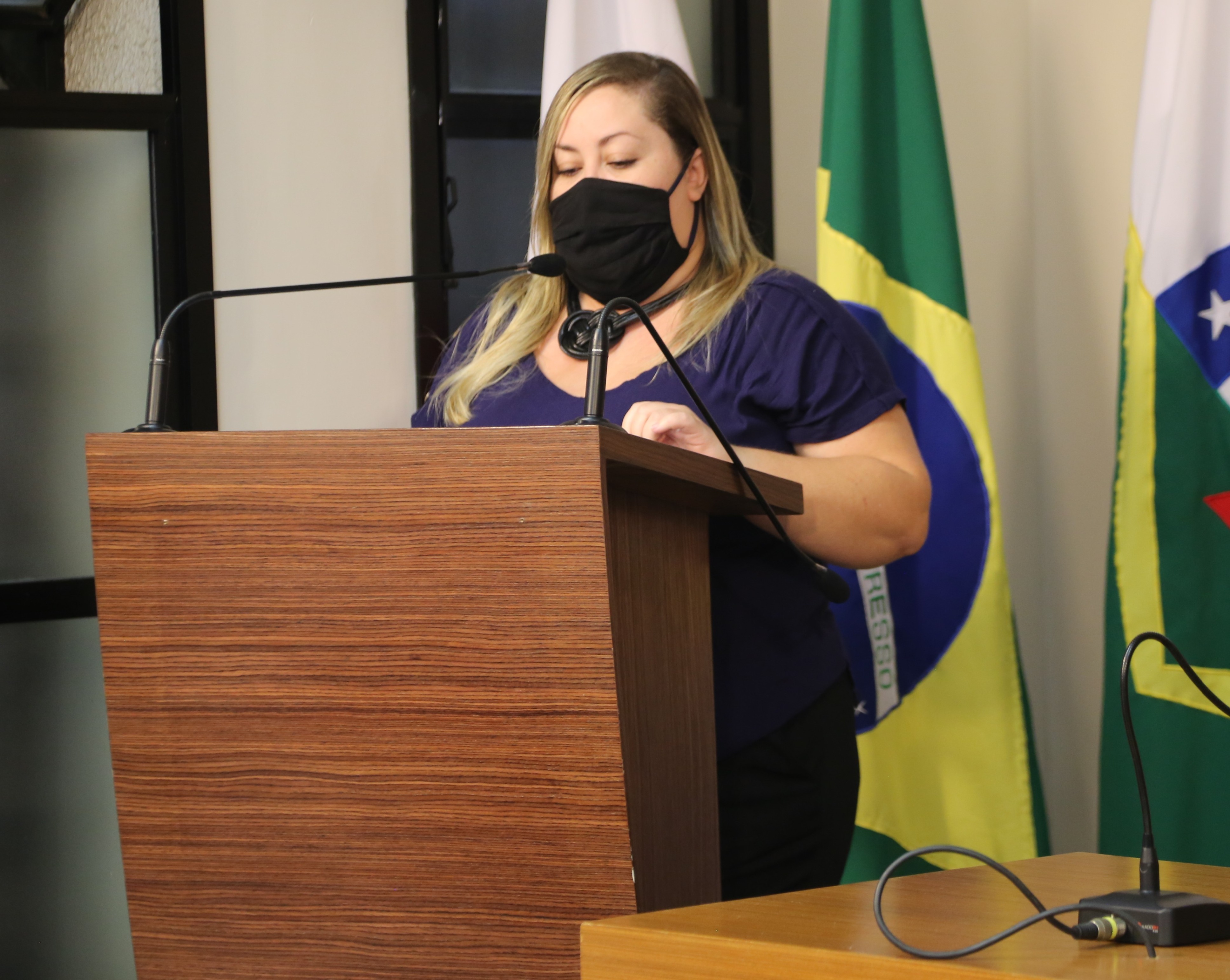 Tribuna Livre – Juliana Dias.JPG