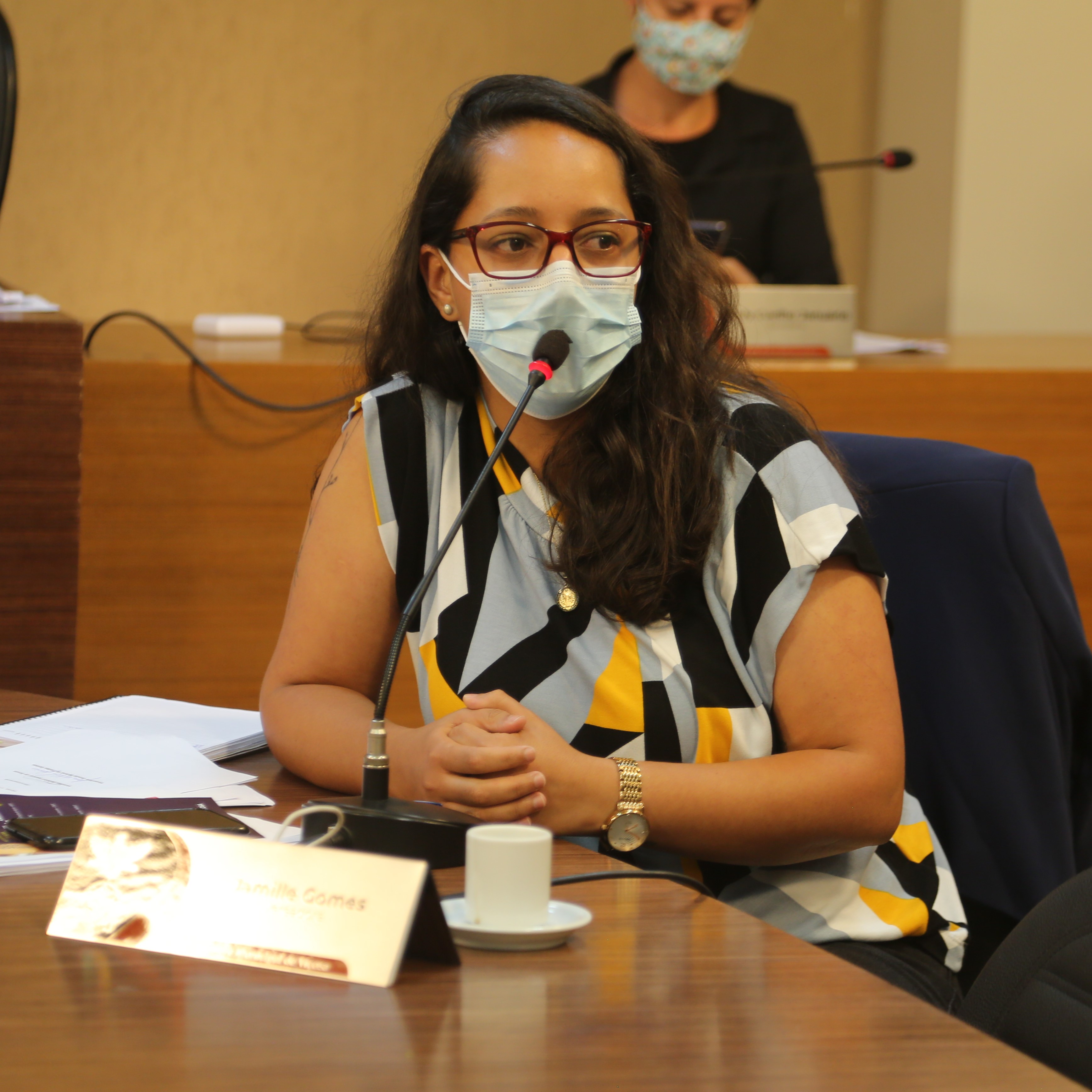 Vereadora Jamille Gomes (PT), 2ª Secretária da Mesa, e Presidente da Comissão de Finanças e Orçamento