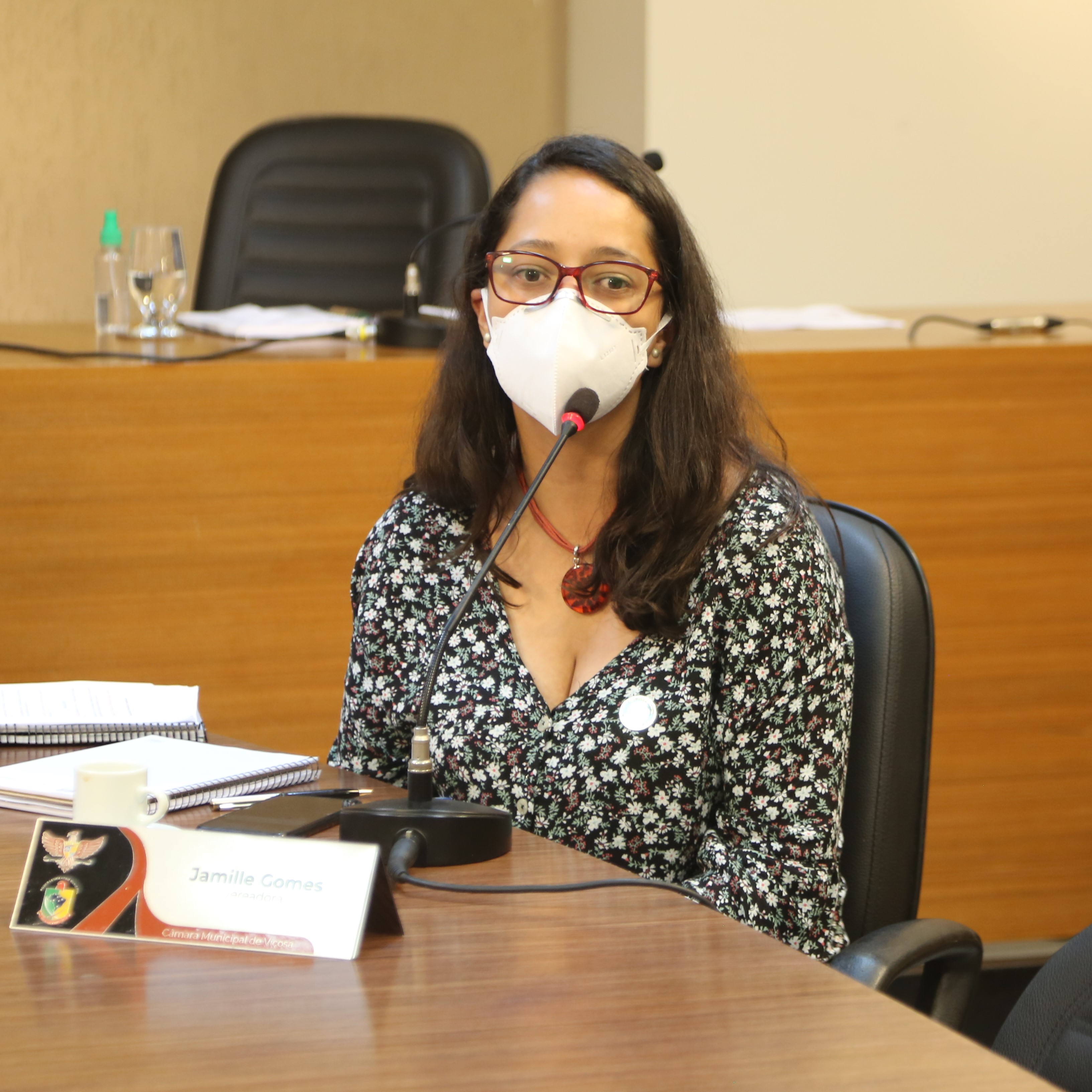 Vereadora Jamille Gomes (PT), 2ª Secretária da Mesa, e Presidente da Comissão de Finanças e Orçamento
