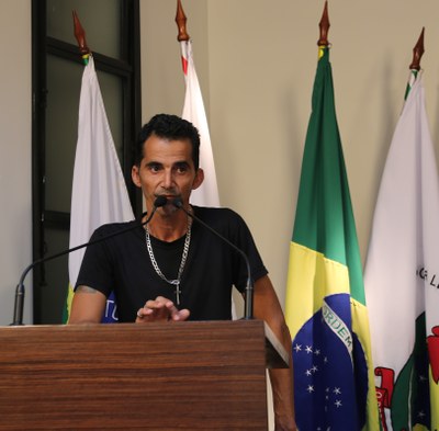 TRIBUNA LIVRE: Roberto de Freitas - Descaso na saúde