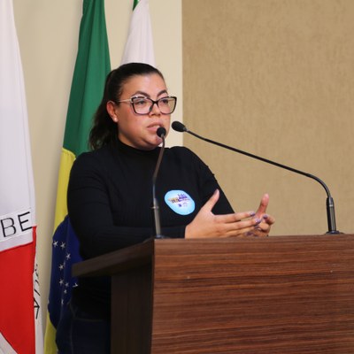 Tribuna Livre - Mariana Faria