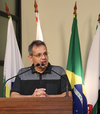 Tribuna Livre: José Maria.