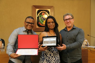 Entrega de certificado ao 3º lugar, Franciene Monteiro.