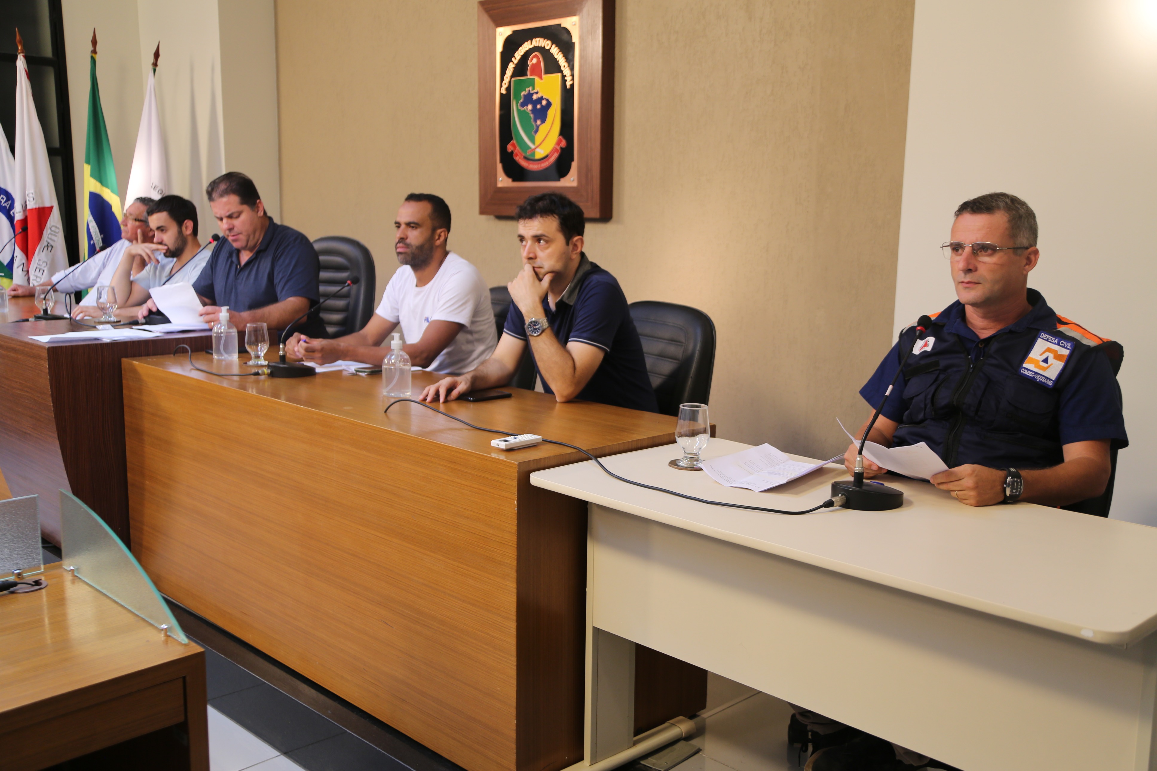 Mesa Diretora composta pelos Vereadores Sérgio Marota (PL), Vice Presidente da Casa, Daniel Cabral (PCdoB) e Rogério Fontes (Tistu) (sem partido). Ao seu lado representando o Executivo os secretários José de Arimathea, secretário de Obras e Serviços Urbanos; Luan Campos Monteiro, secretário Municipal de Administração e Planejamento Estratégico além do Chefe da Defesa Civil, Cristimar Castro.
