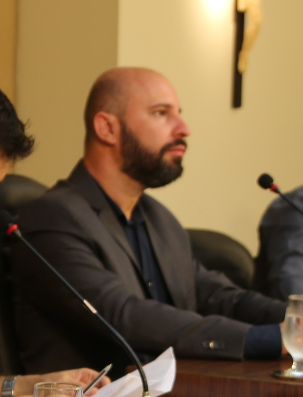 Vereador Cristiano Gonçalves (Moto Link) (Solidariedade), presidente da Comissão de Trânsito e Mobilidade Urbana, que presidiu os trabalhos.