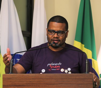 Vereador Professor Bartô (PT) Presidente da Comissão de Educação, Ciência e Tecnologia