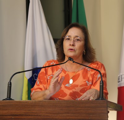 Vereadora Vanja Honorina (PSD) Presidente da Comissão de Abastecimento, Indústria, Comércio e Defesa do Consumidor