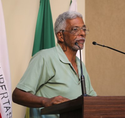 Tribuna Livre  Silvio de Moura Freitas