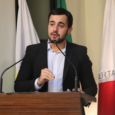 Vereador Daniel Cabral (PCdoB) Vice-Presidente da Câmara Municipal de Viçosa Presidente da Comissão de Constituição, Justiça e Redação (CCJ)