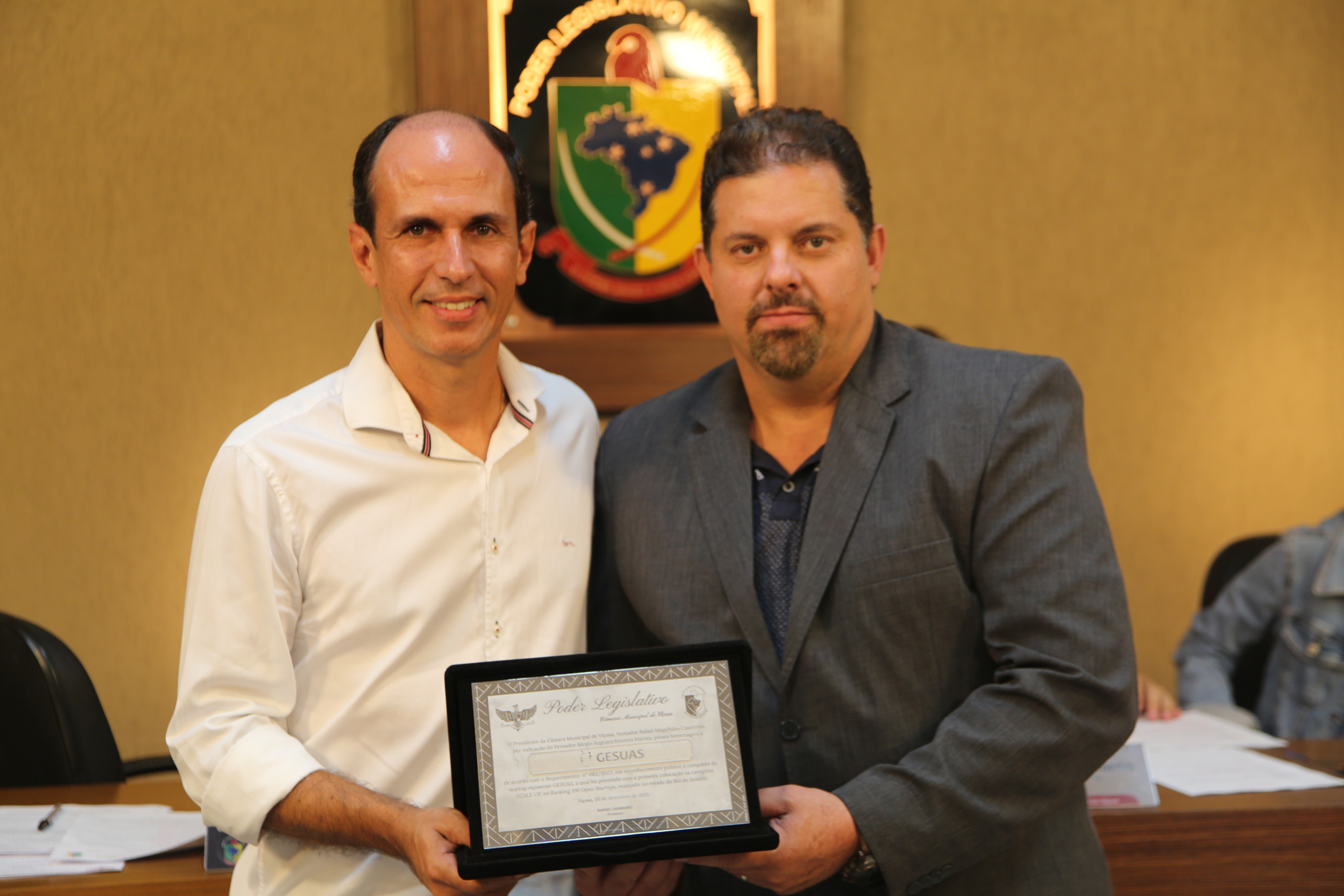 Homenagem ao CEO da startup GESUAS, Paulo Márcio de Freitas, atendendo ao Requerimento de autoria do Vereador Sérgio Marota (PL)