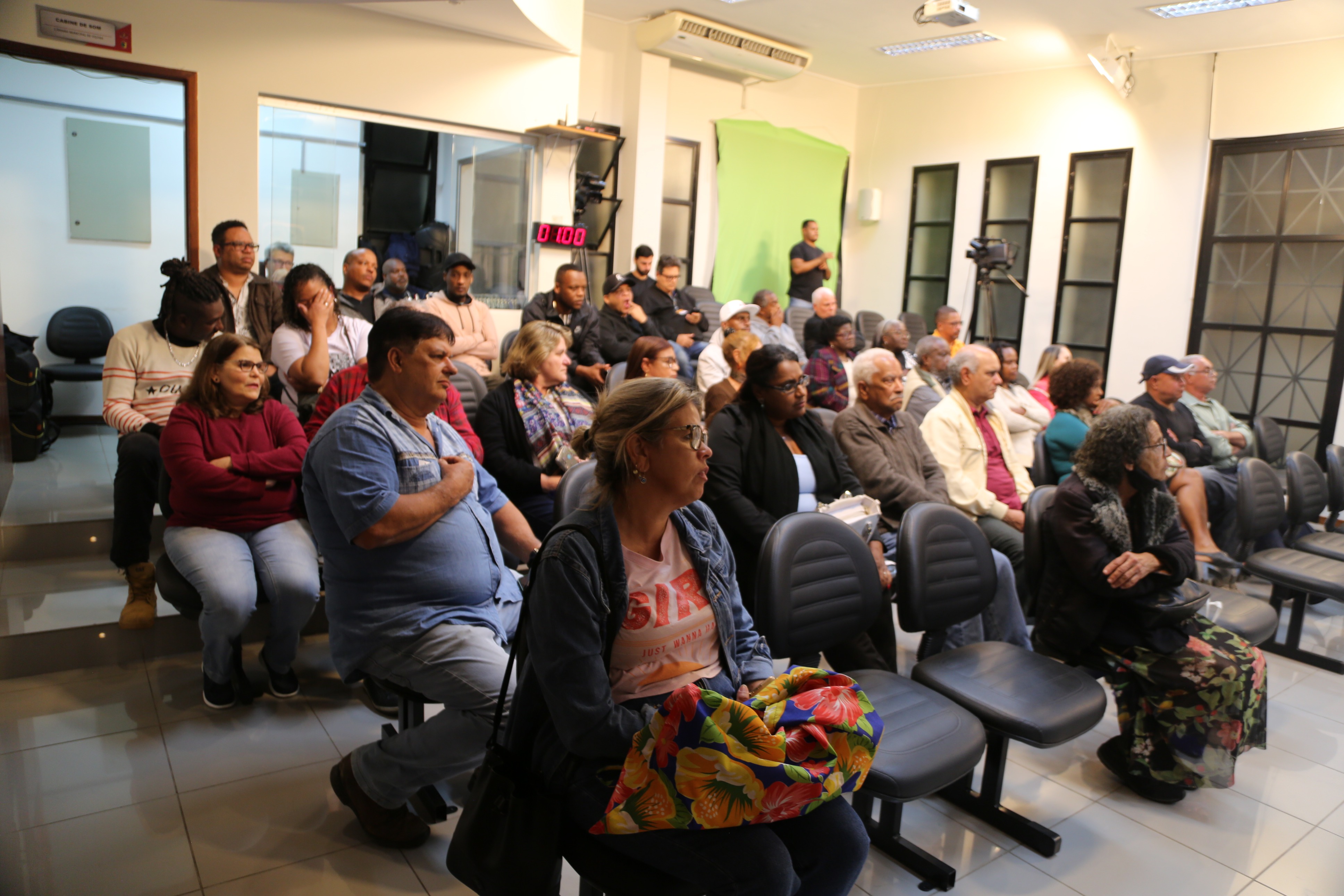 Plenário com o público