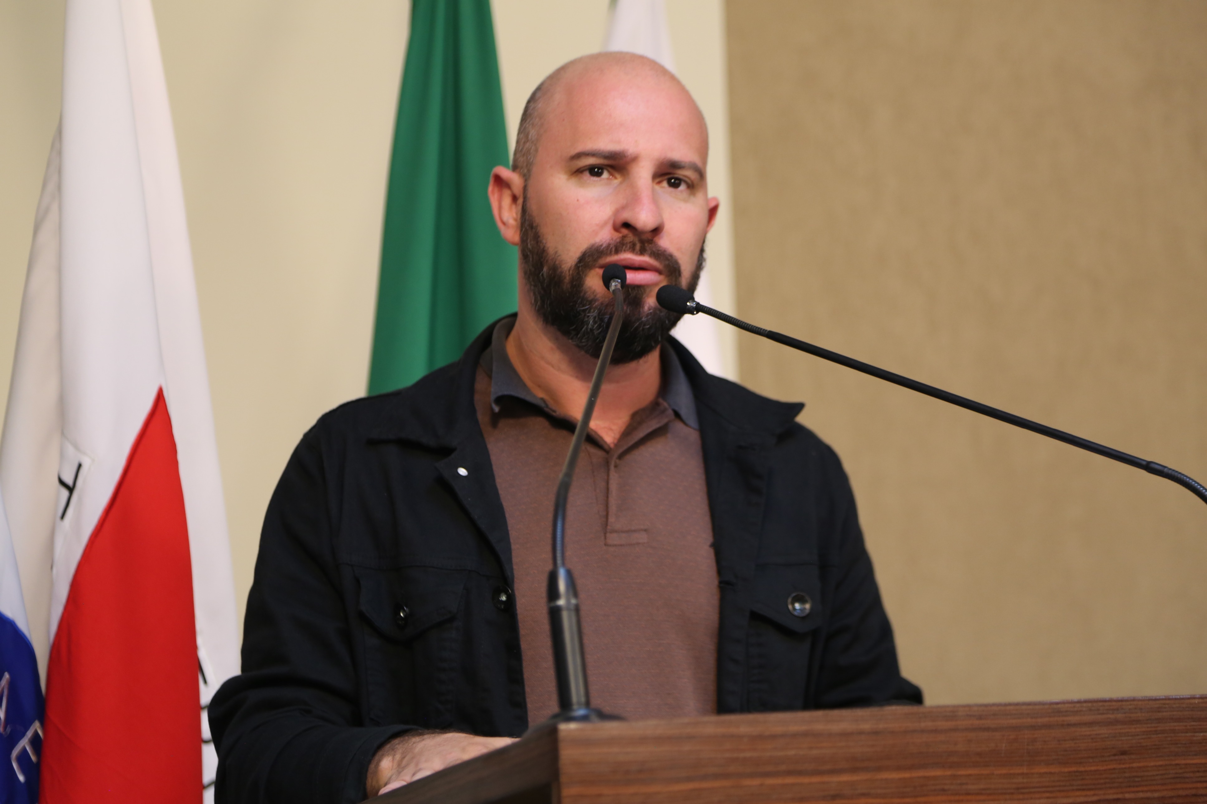 Vereador Cristiano Gonçalves (Moto Link) (SOLIDARIEDADE) Secretário da Mesa Diretora Presidente da Comissão de Trânsito e Mobilidade Urbana