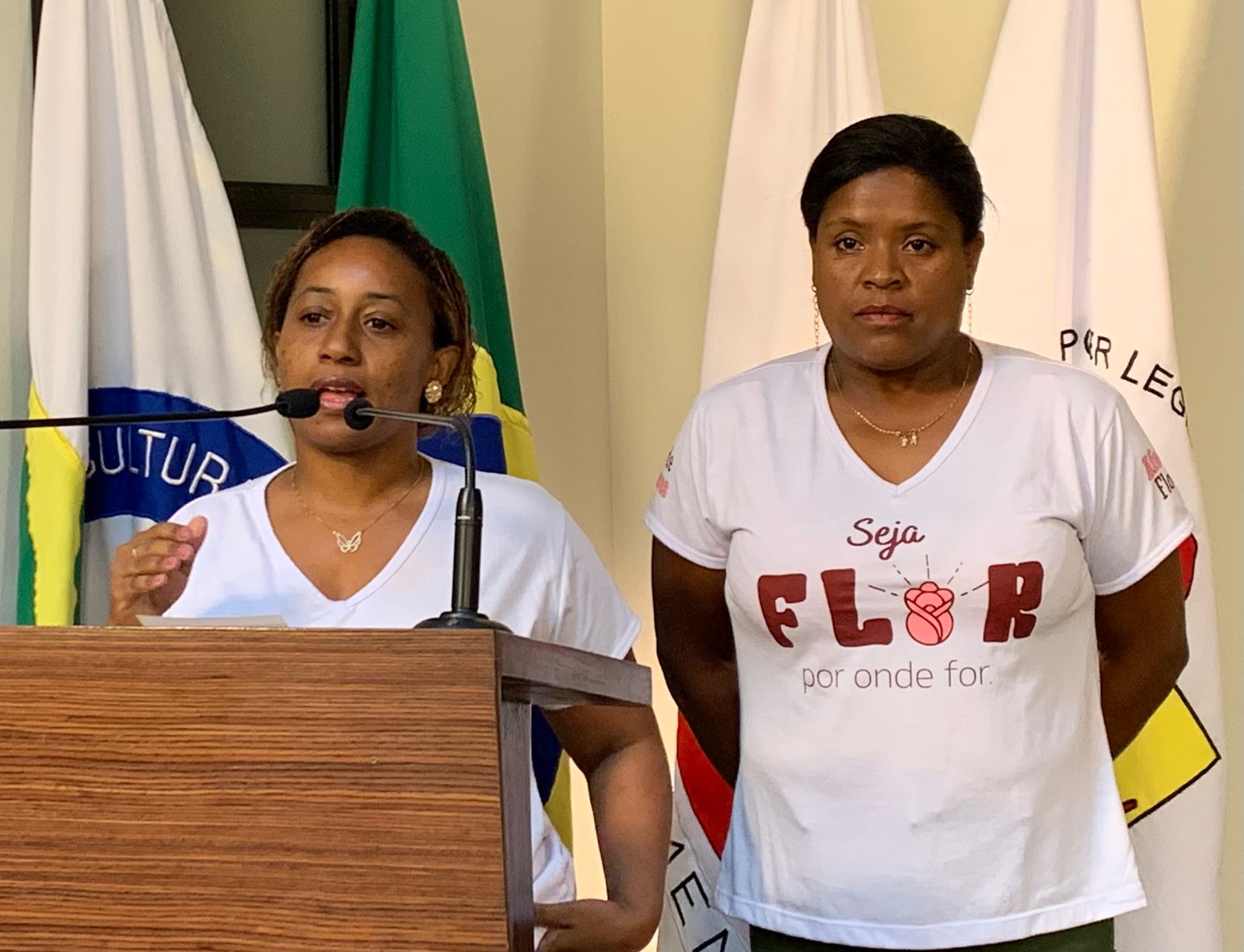 Agradecimento das integrantes da Associação: Neuza Gonzaga e Taís Santos