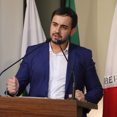 Vereador Daniel Cabral (PCdoB) Vice-Presidente da Câmara Municipal de Viçosa Presidente da Comissão de Constituição, Justiça e Redação (CCJ)