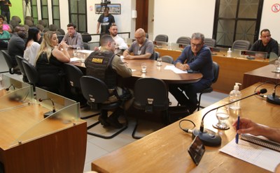 Tribuna de Honra e o Vereador Gilberto Brandão (PRD)