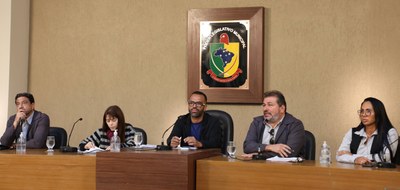 Mesa Diretora dos trabalhos