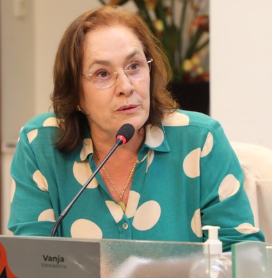 Vereadora Vanja Honorina (UNIÃO) Presidente da Comissão de Abastecimento, Indústria, Comércio e Defesa do Consumidor