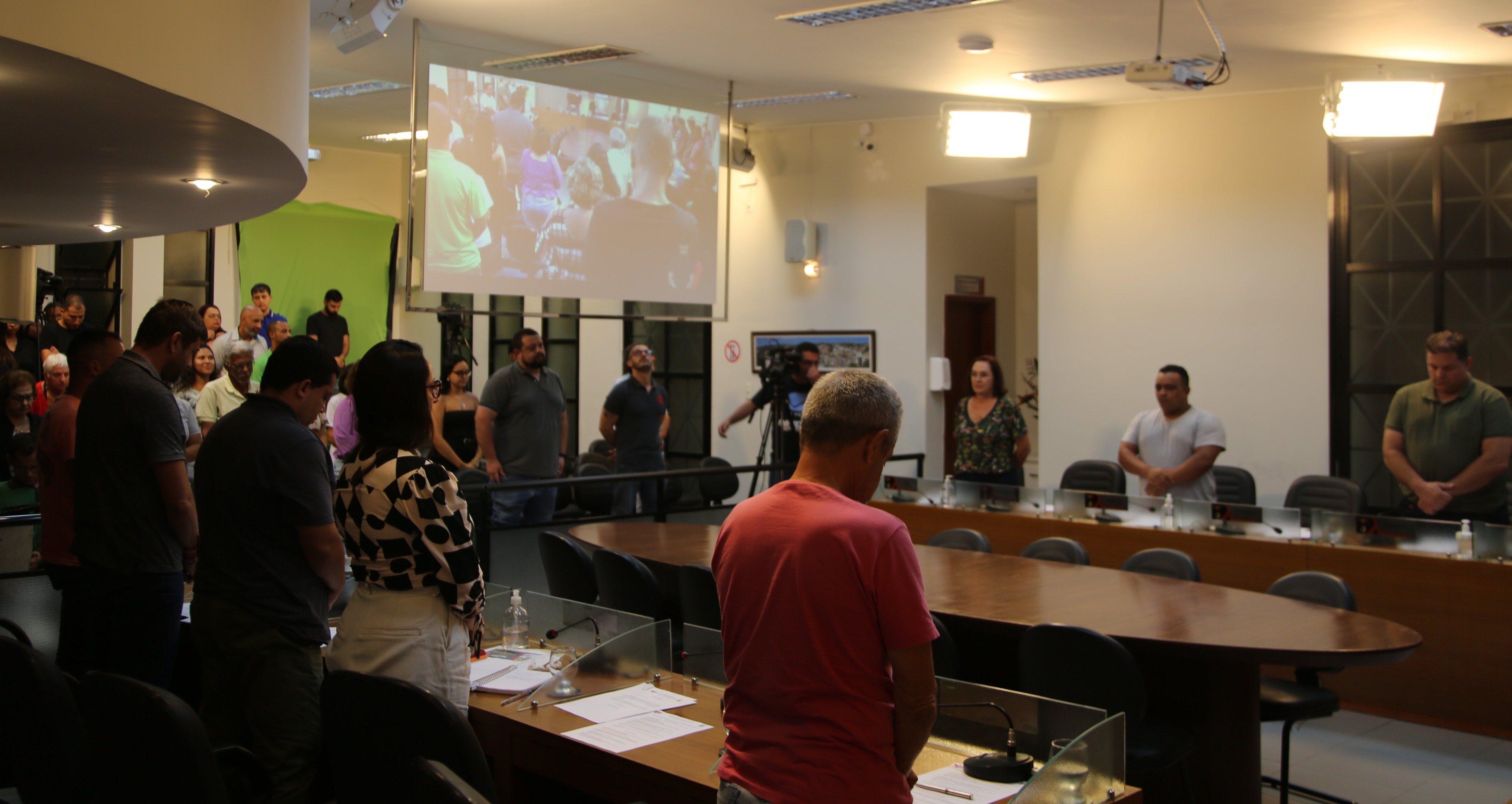 Minuto de Silêncio em respeito às vítimas do Rio Grande do Sul