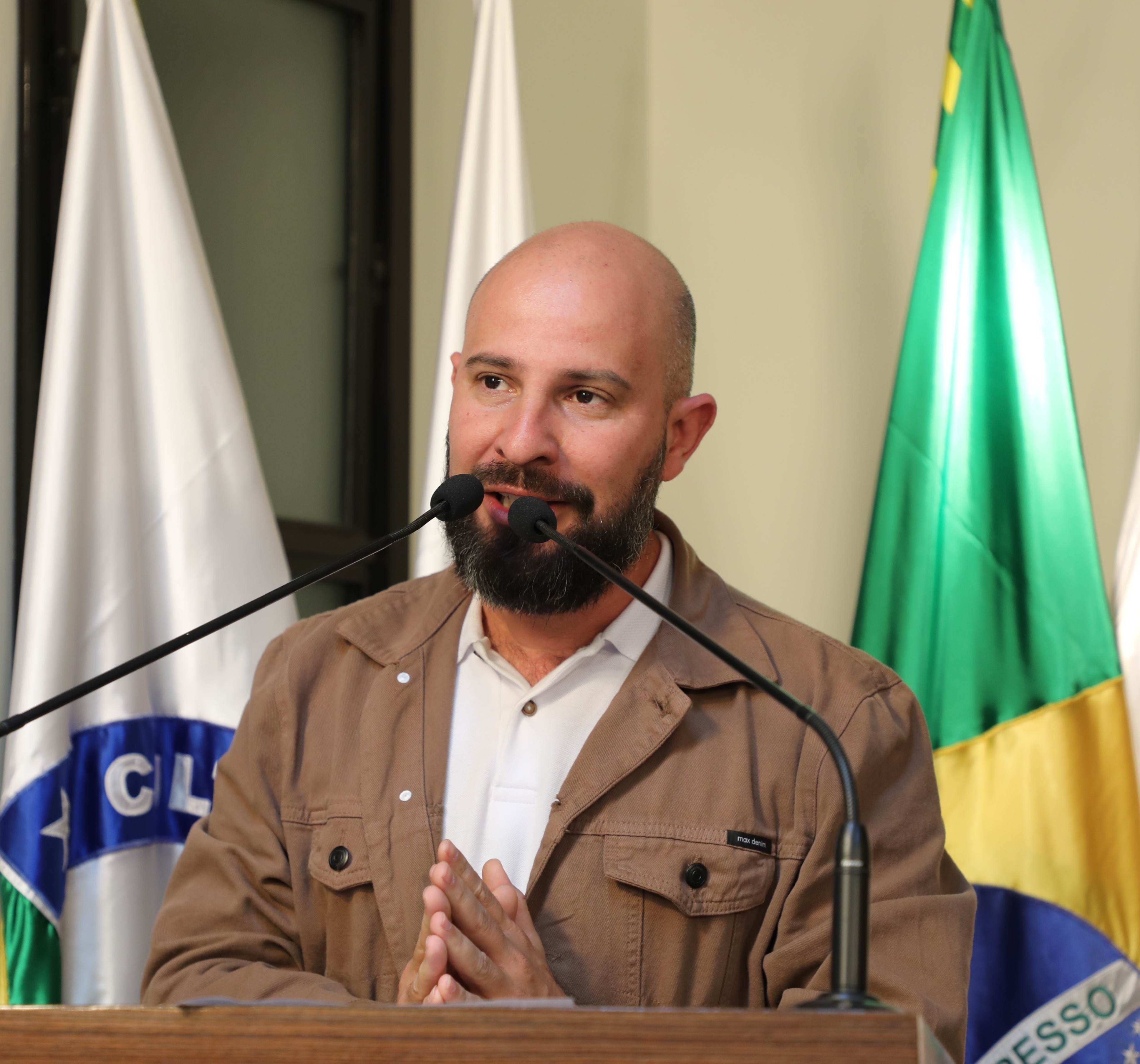 Vereador Cristiano Gonçalves (Moto Link) (Solidariedade) Secretário da Mesa Diretora Presidente da Comissão de Trânsito e Mobilidade Urbana