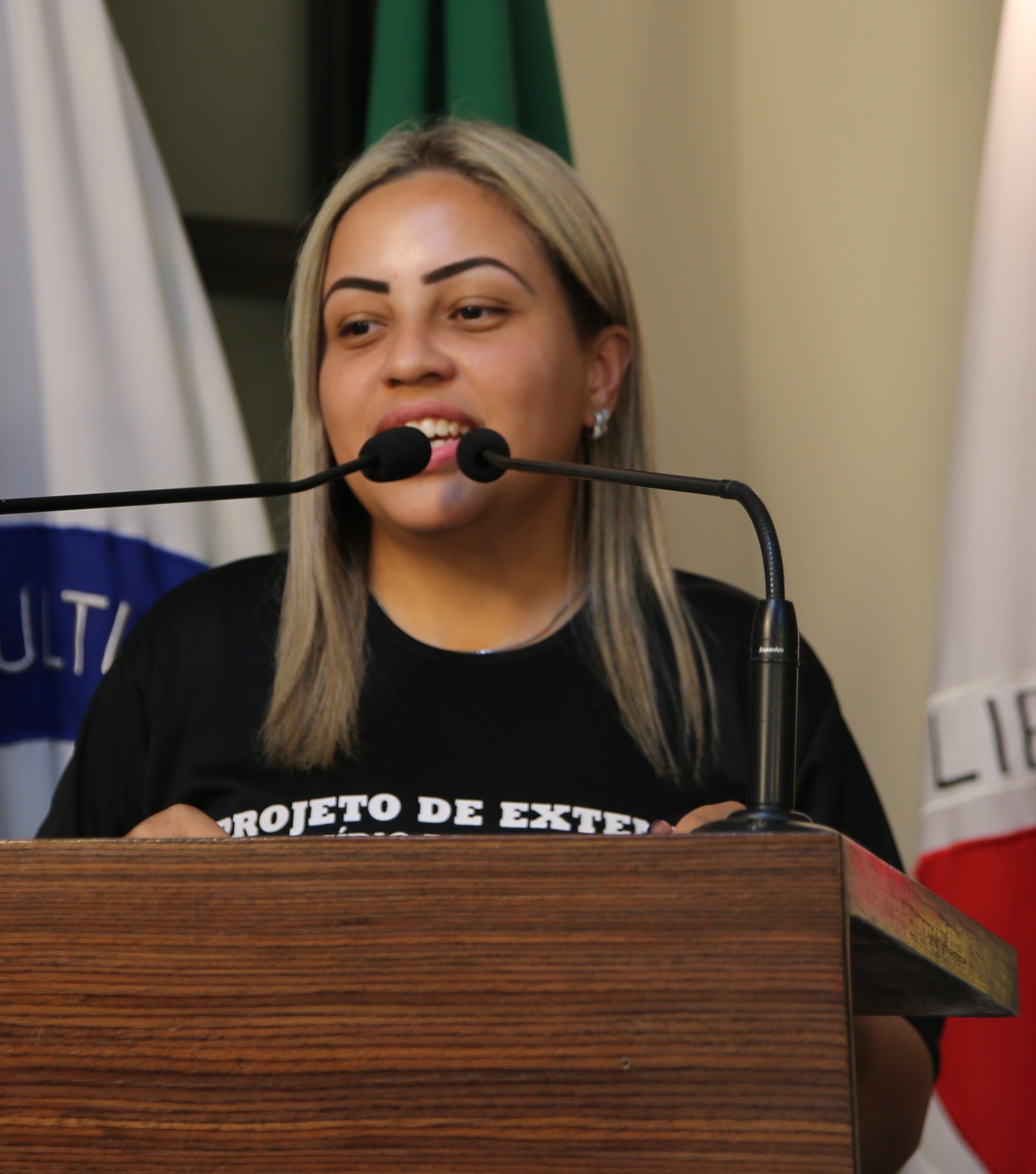 Alice Russi, representante do Projeto de Extensão Multidisciplinar