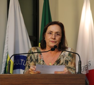 Vereadora Vanja Honorina (UNIÃO) Presidente da Comissão de Abastecimento, Indústria, Comércio e Defesa do Consumidor