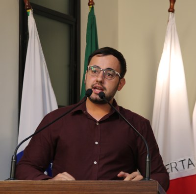 Vereador Daniel Cabral (PCdoB) Vice-Presidente da Câmara de Viçosa Presidente da Comissão de Constituição, Justiça e Redação (CCJ) Coordenador Geral da Escola do Legislativo