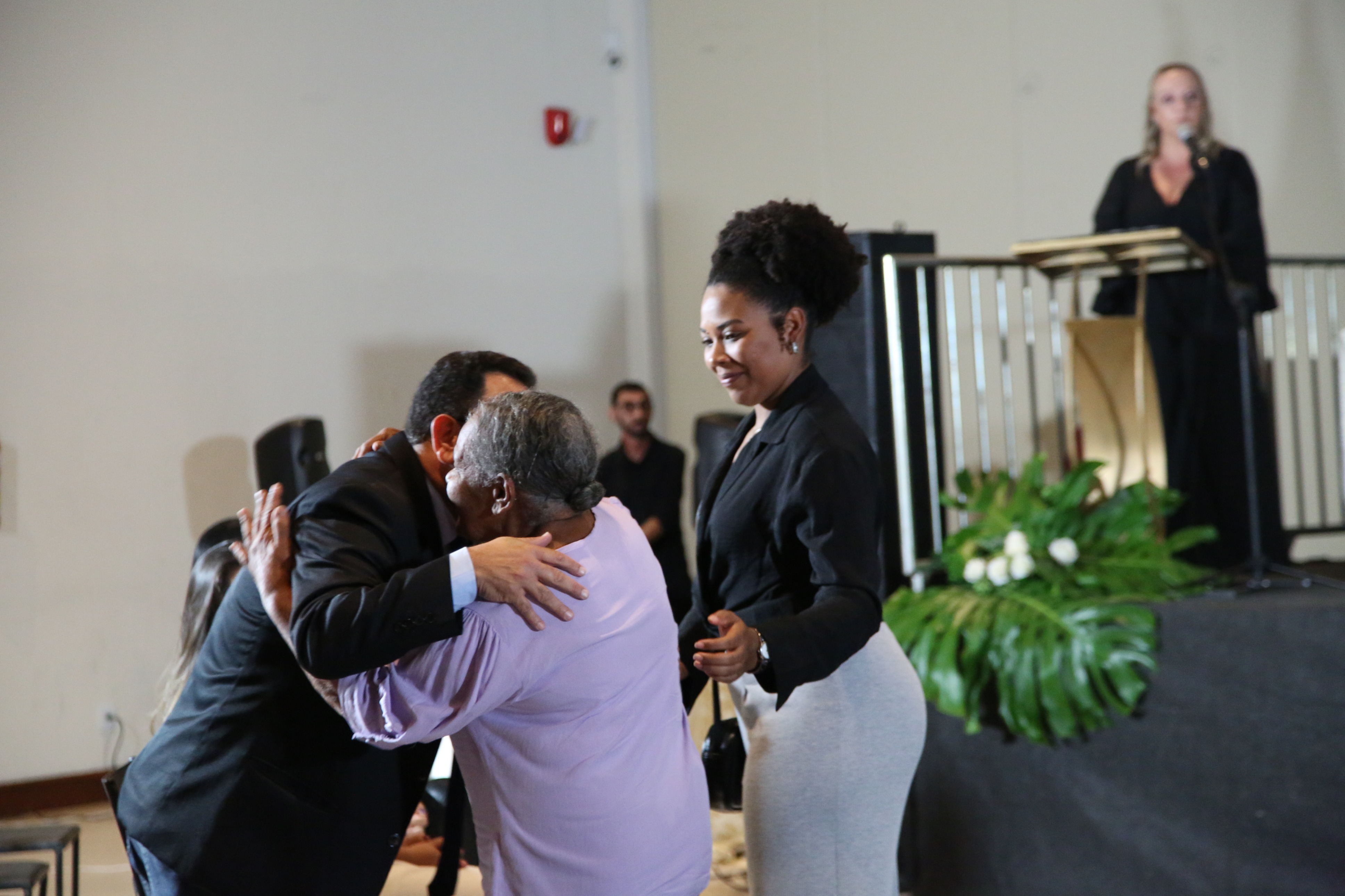 Vereador Gilberto Brandão (PRD) com a sua homenageada Maria da Conceição Oliveira