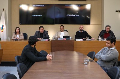 Representantes do SAAE participam de ordinária a convite do vereador Idelmino Ronivon (PCdoB)