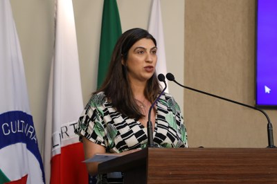 Paula, representante da Casa Souza