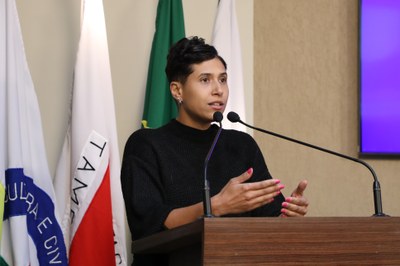 Tribuna livre - Juliana Freire