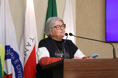 Tribuna livre - Vera Lúcia Rodrigues Fialho