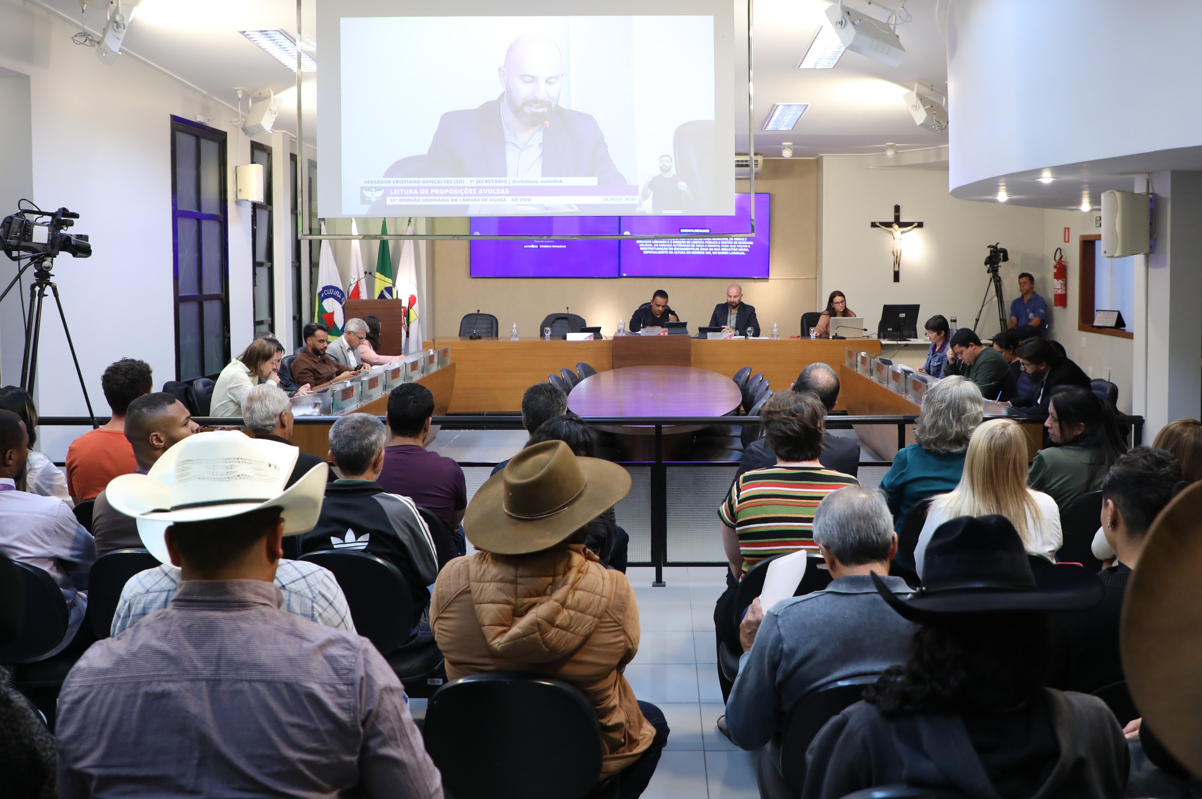 Veredores e público presente