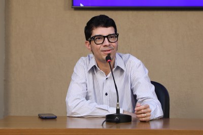 Professor Jader Fernandes Cirino