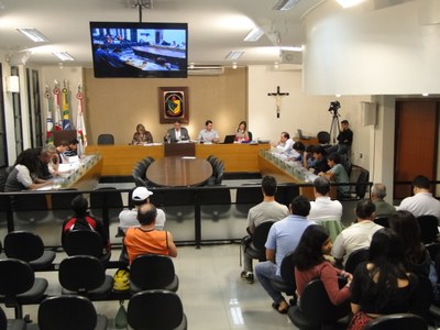 Vereadores votam projeto de resolução