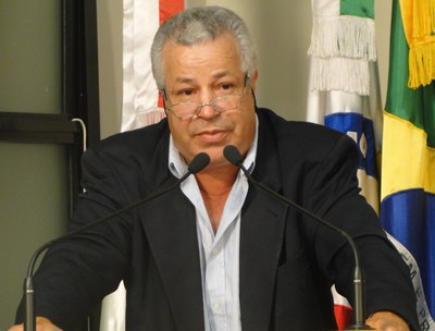 Projeto que regulamenta feiras itinerantes será votado na Câmara   23/10/2012