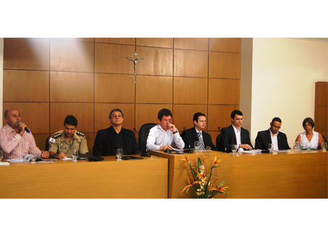 30/03/2012 Crack: Câmara sedia Seminário de enfrentamento e combate.