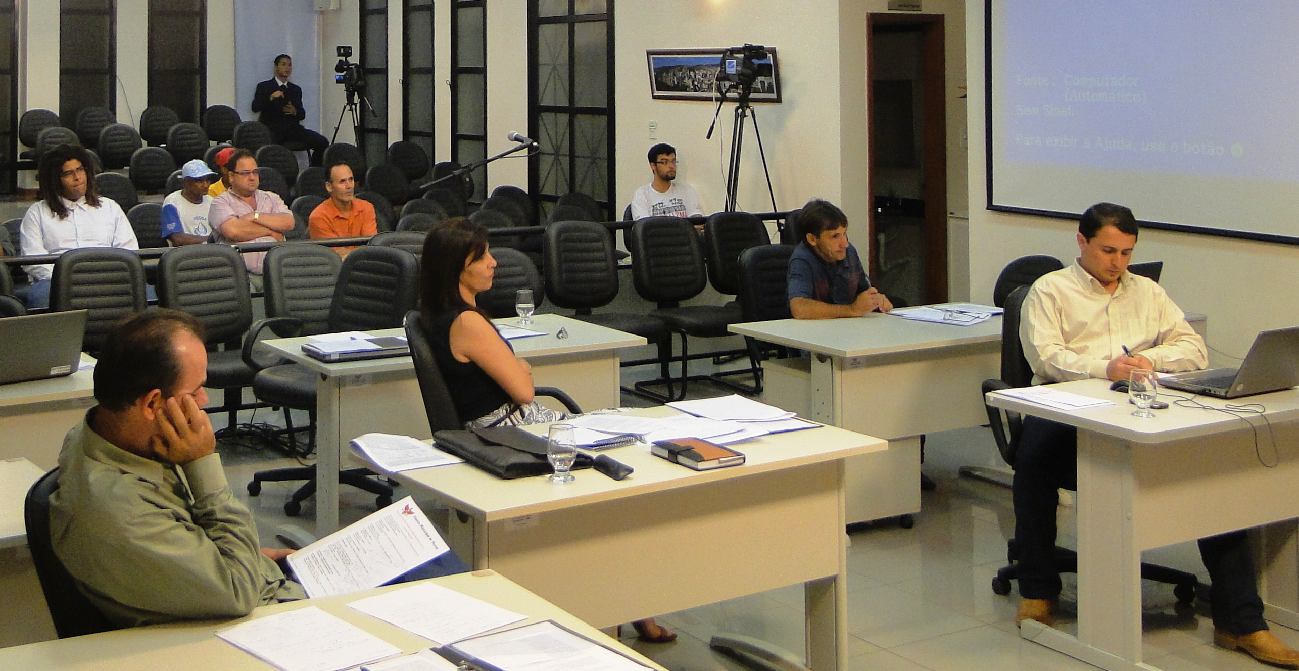 03/04/2012 Obras: Vereadores discutem melhorias 