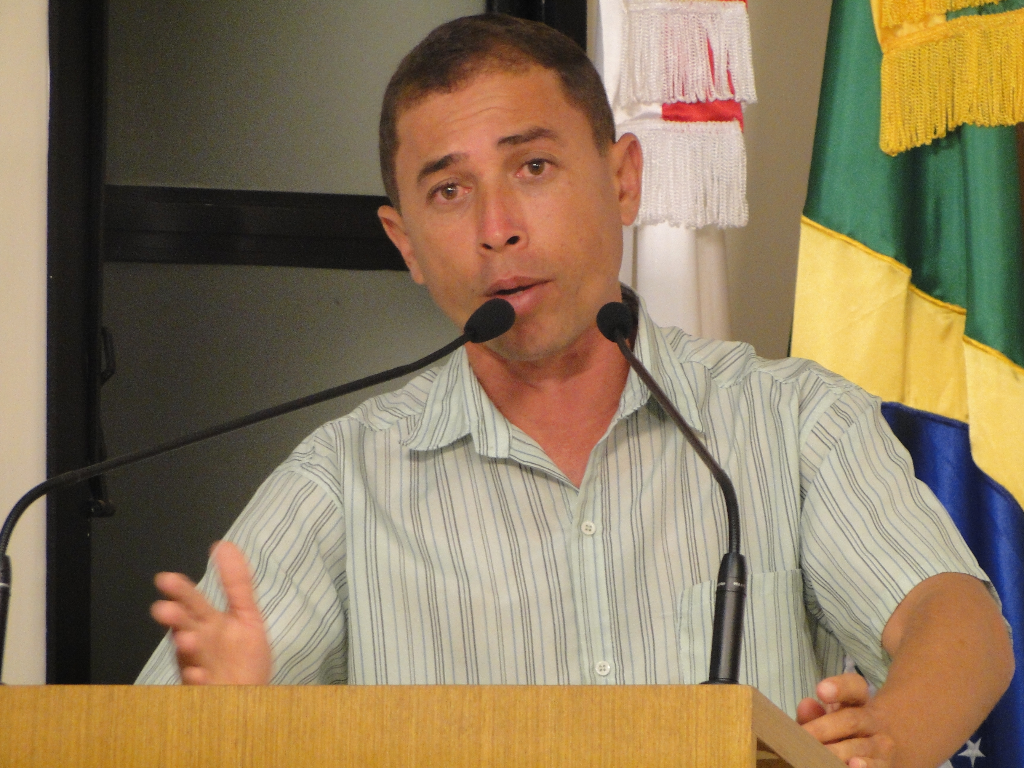 APAC: Vereador participa de inauguração de sala de informática