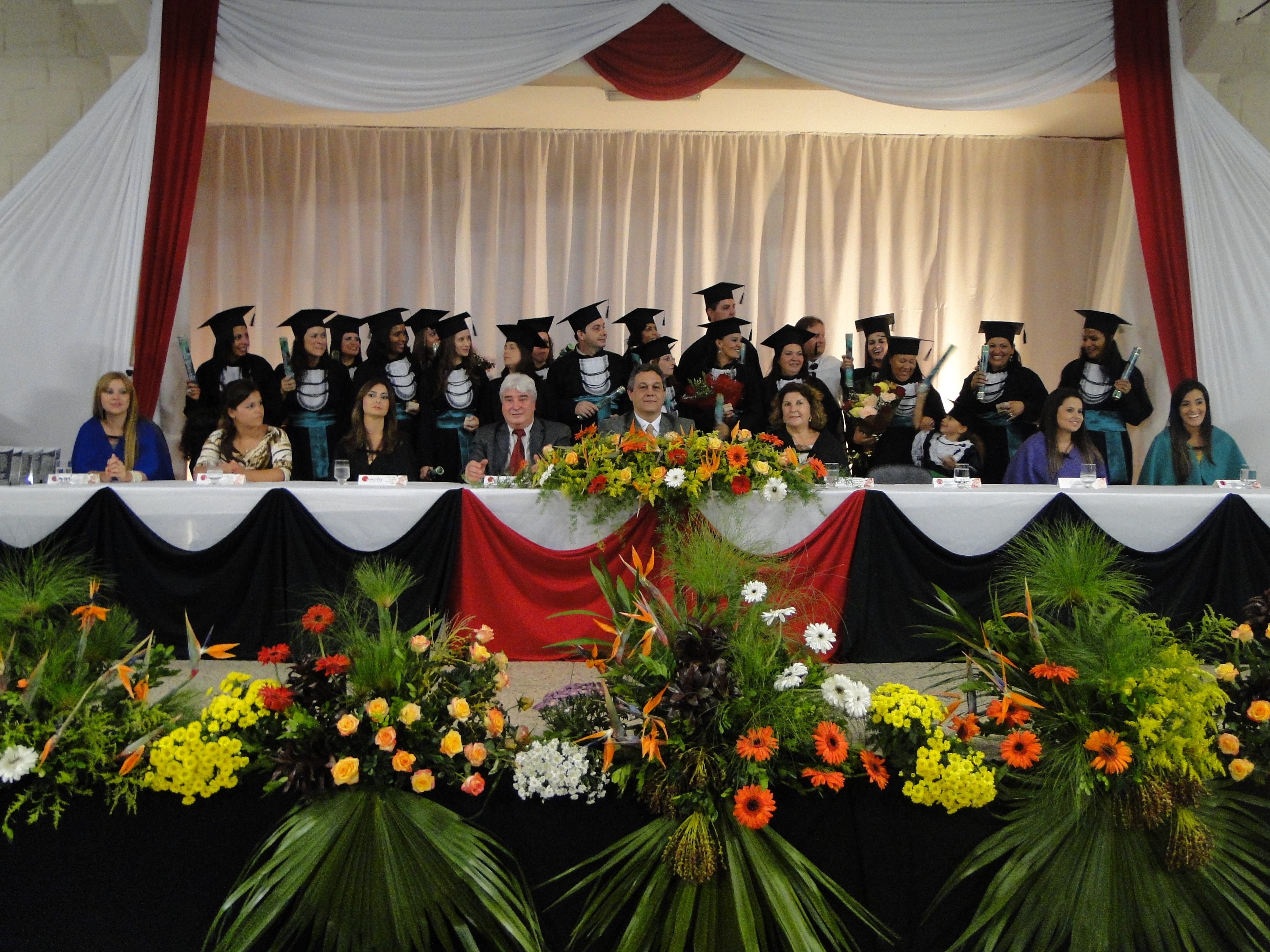 UNOPAR: Vice-Presidente participa de formatura 