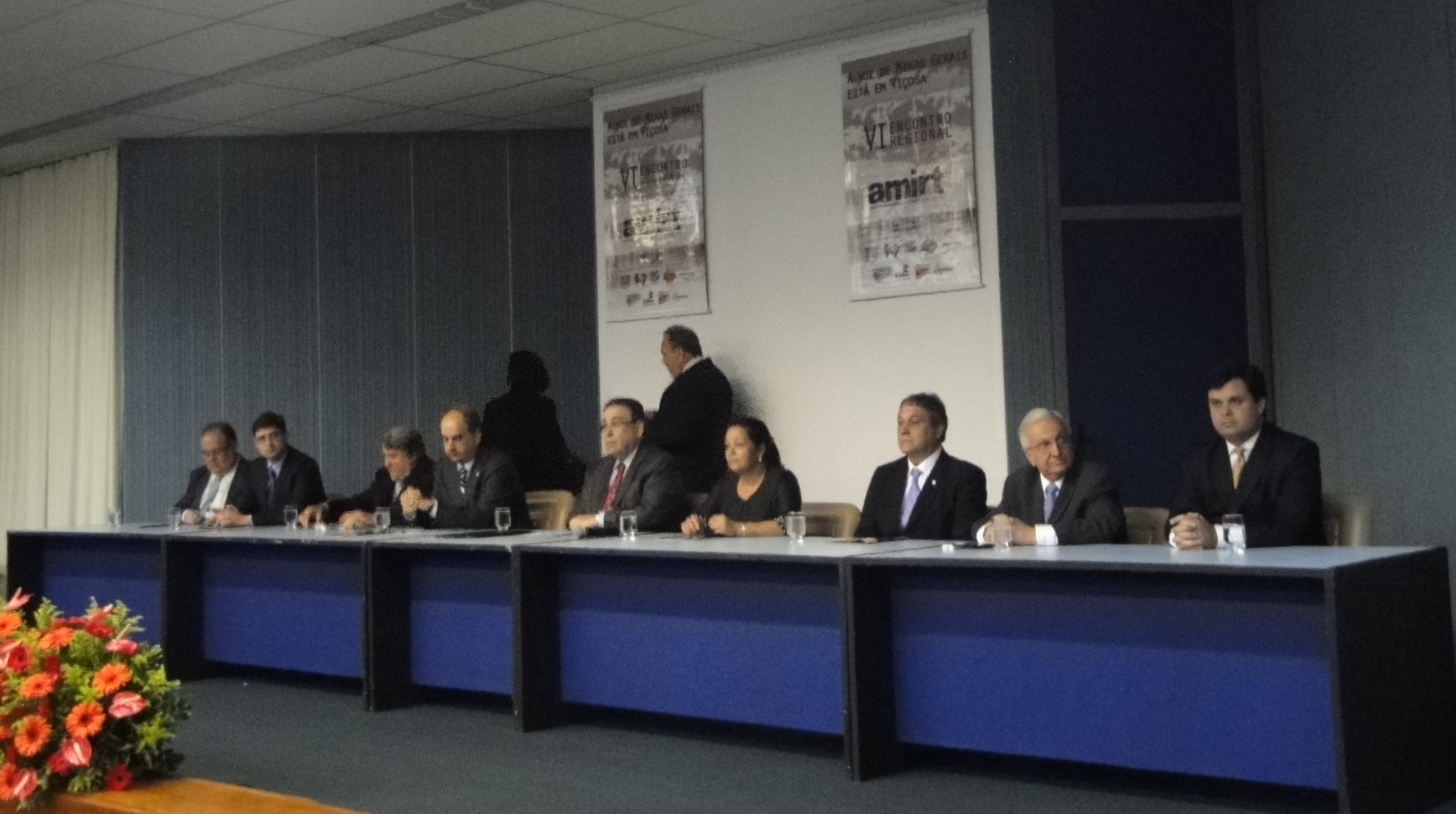 Vereadores participam de Encontro Regional da AMIRT 