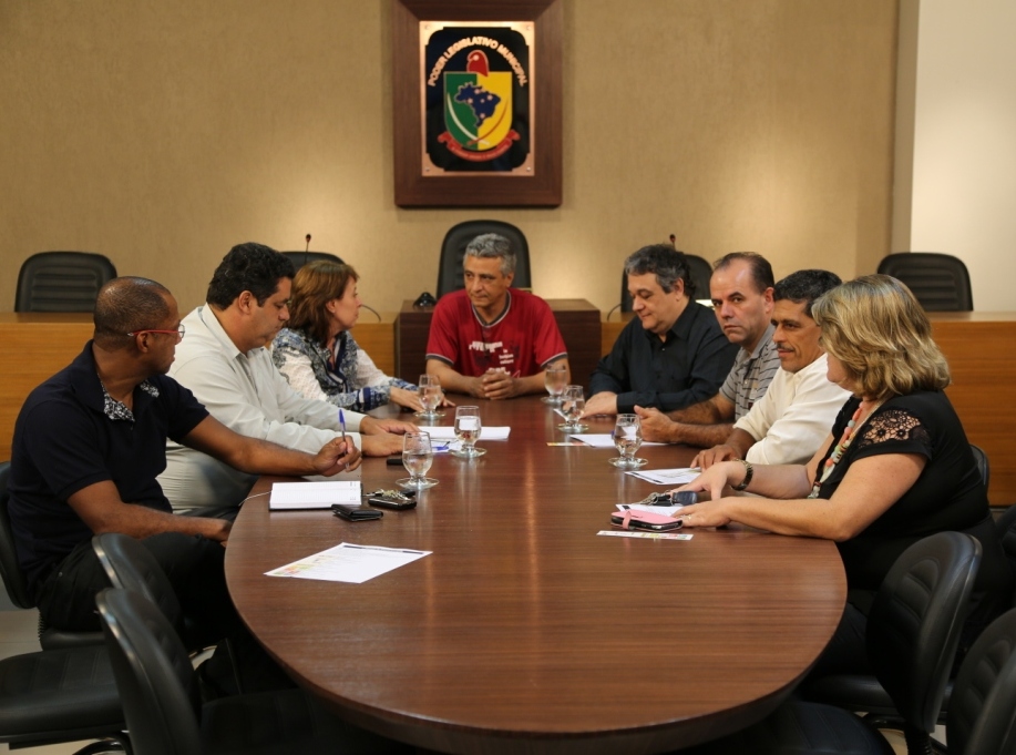 Encontro na Câmara discute a situação dos municípios em relação ao desenvolvimento global