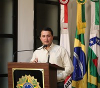 Vereador solicita melhoria em rua do bairro Nova Era