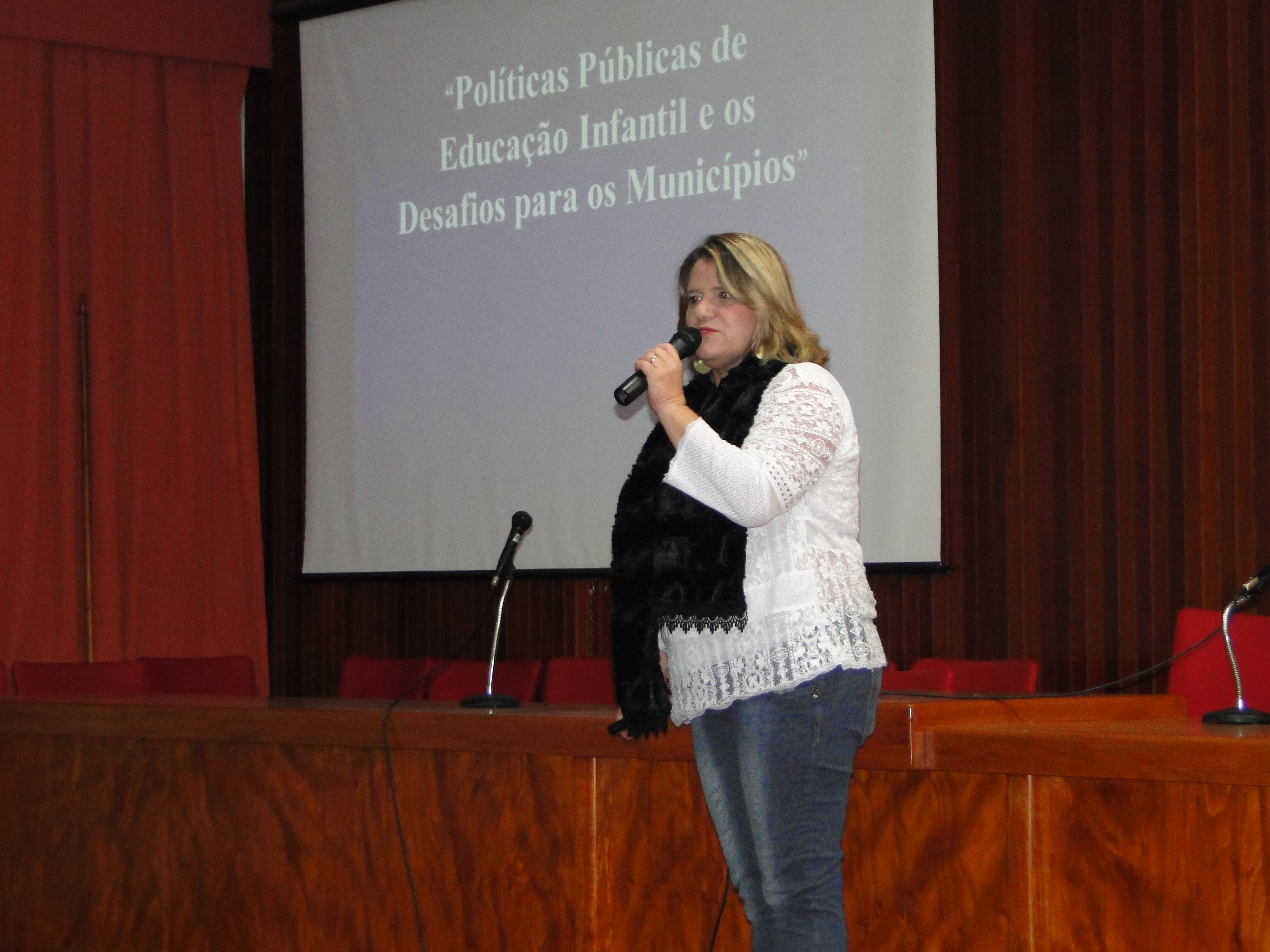 Vice-Presidente da Câmara fala sobre a educação infantil e os desafios para os municípios 