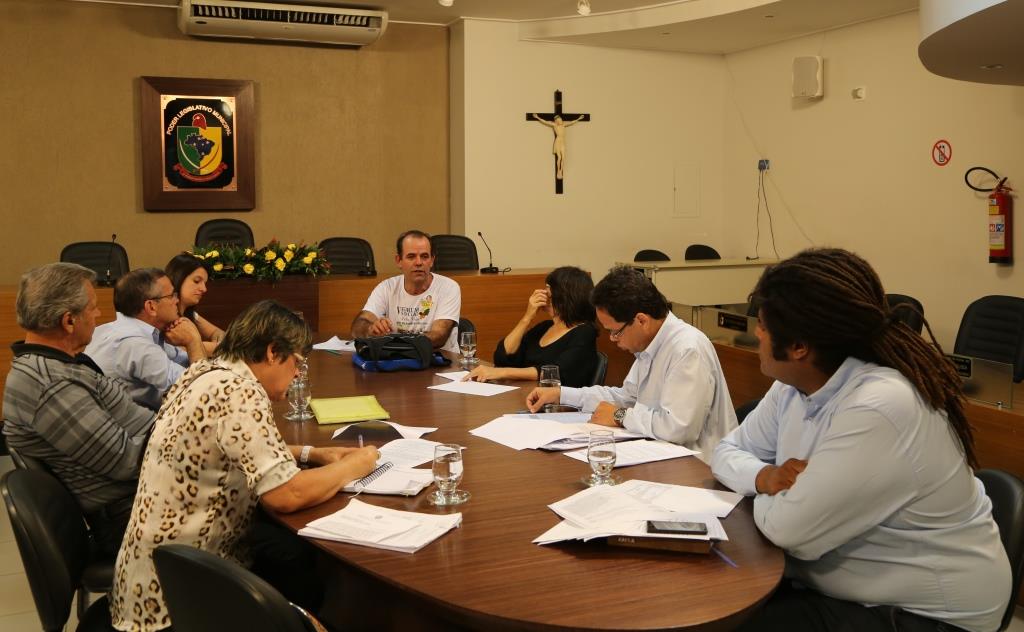 Reunião discute proposta de lei para normatizar concessão de subvenções 