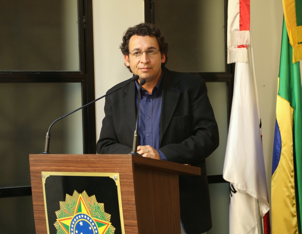 Vereador solicita retorno de encaminhamentos de Audiência sobre a educação 